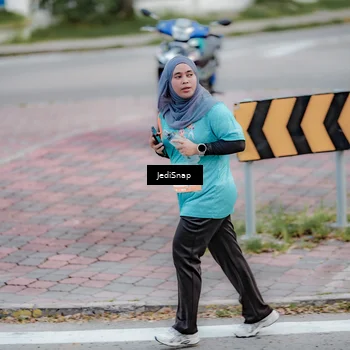 Runner Photo 8290934