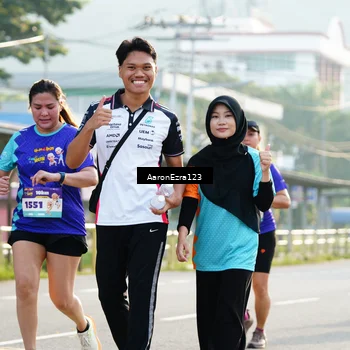 Runner Photo 8290983