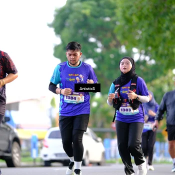 Runner Photo 8291065