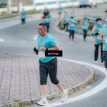 Runner Photo 8291113
