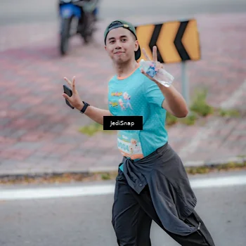 Runner Photo 8291304