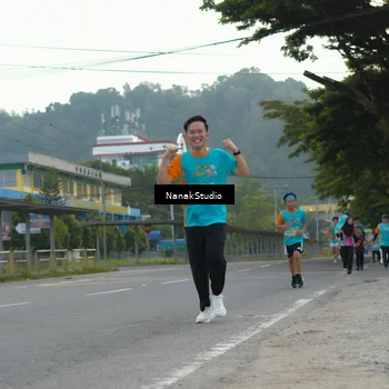 Runner Photo 8291334