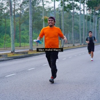 Runner Photo 8291995