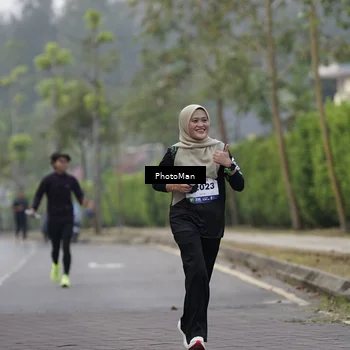 Runner Photo 8292636
