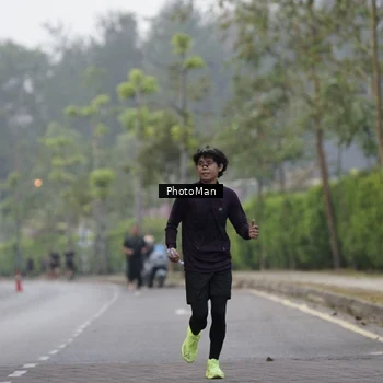 Runner Photo 8292722