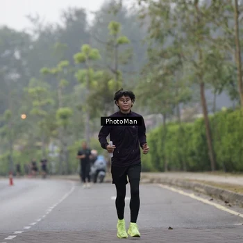 Runner Photo 8292735