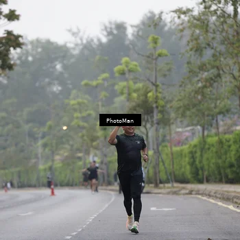 Runner Photo 8292975