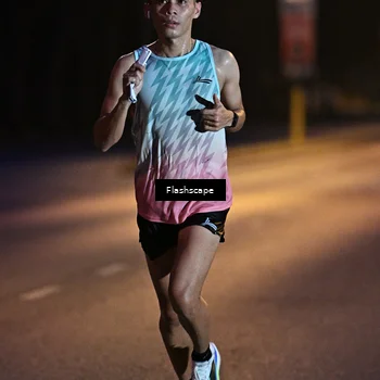 Runner Photo 8293000