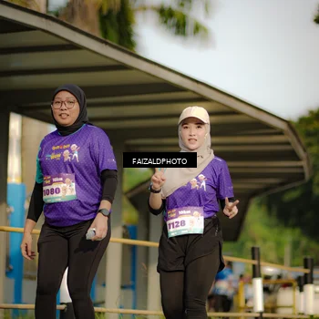 Runner Photo 8293008