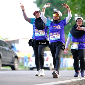 Runner Photo 8293030
