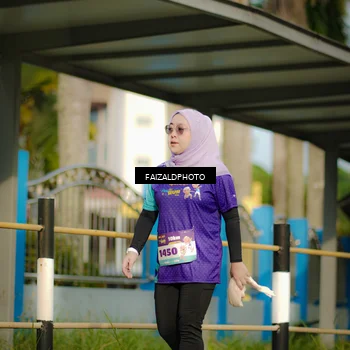 Runner Photo 8293034