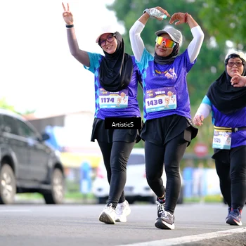 Runner Photo 8293035