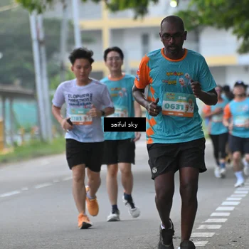 Runner Photo 8293040