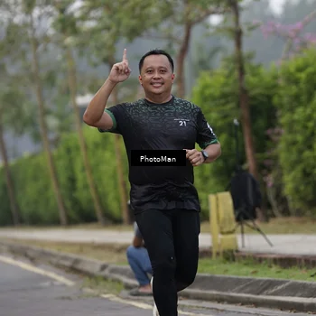 Runner Photo 8293045