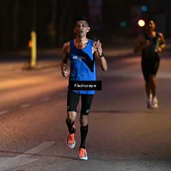 Runner Photo 8293075