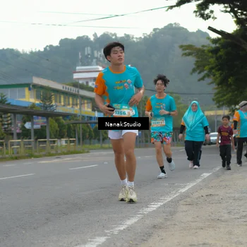 Runner Photo 8293090