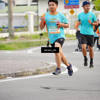 Runner Photo 8293136