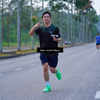 Runner Photo 8293178
