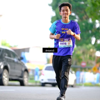 Runner Photo 8293279