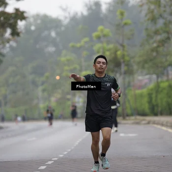 Runner Photo 8293305