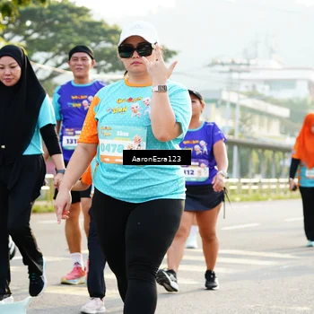 Runner Photo 8293323