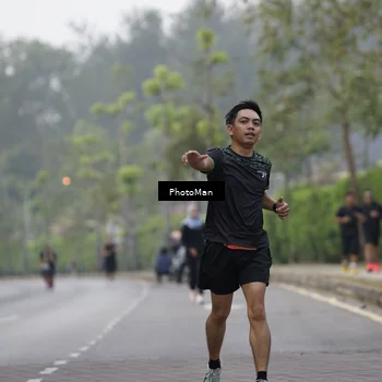 Runner Photo 8293378