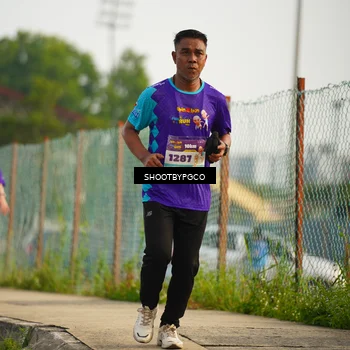 Runner Photo 8293393