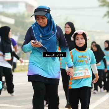 Runner Photo 8293405