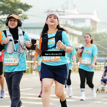 Runner Photo 8293435
