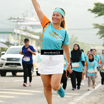 Runner Photo 8293694