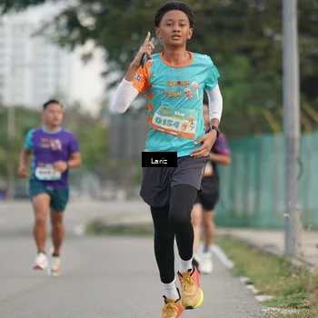 Runner Photo 8293734