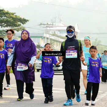 Runner Photo 8293759