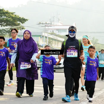 Runner Photo 8293762