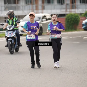 Runner Photo 8293868