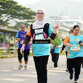 Runner Photo 8293913