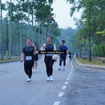 Runner Photo 8293916