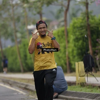 Runner Photo 8294017