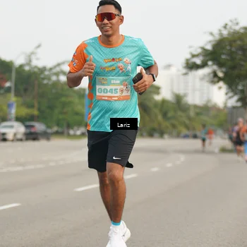 Runner Photo 8294024