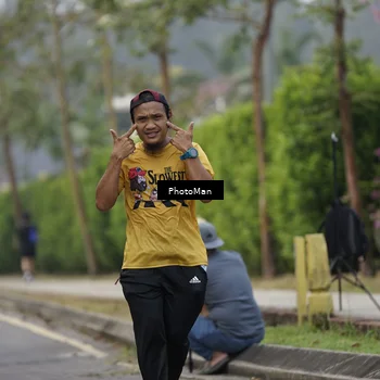 Runner Photo 8294026