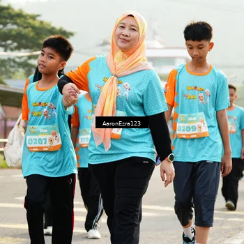 Runner Photo 8294071