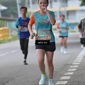 Runner Photo 8294074