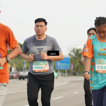 Runner Photo 8294075