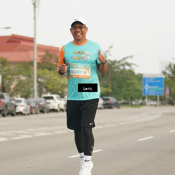 Runner Photo 8294118