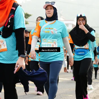 Runner Photo 8294149