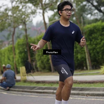 Runner Photo 8294210