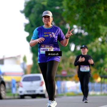 Runner Photo 8294249
