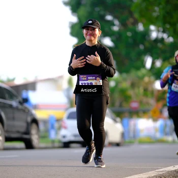 Runner Photo 8294259