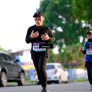 Runner Photo 8294262