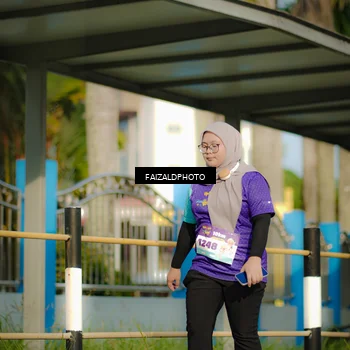 Runner Photo 8294343