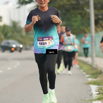 Runner Photo 8294368